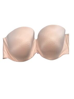 • Victorias Secret Body By Victoria Lined Strapless Bra In Nude •